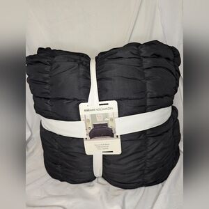 NWT Makers Collective Square Puff Black Comforter Set Full/Queen